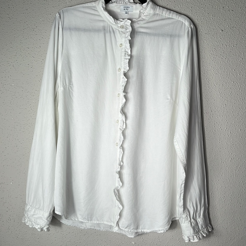 Crown & Ivy White Ruffled Button Down Long Sleeve Ladies Shirt Sz XL